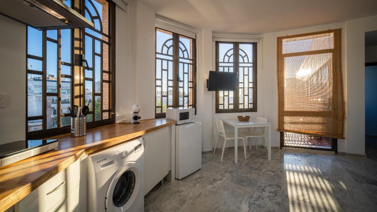 Conjunto De Apartamentos Antiguo Palacio Hotel Paris Уэльва Экстерьер фото