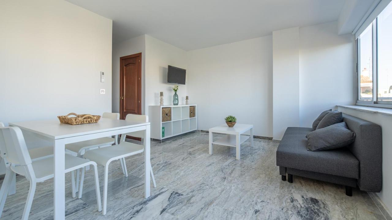 Conjunto De Apartamentos Antiguo Palacio Hotel Paris Уэльва Экстерьер фото